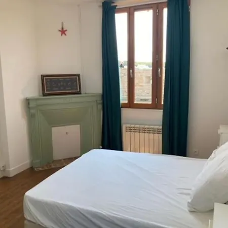 Le Cocon De Renee, Maison Atypique En Close De Сasa de vacaciones *
